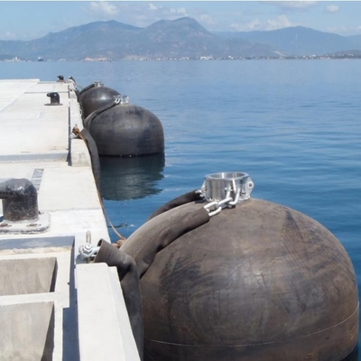 defensas de goma naturales de la nave de los 2.5m*5.5m Marine Durable Hydro Pneumatic Fender