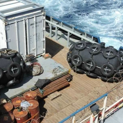 50kpa Marine Pneumatic Rubber Buoy Fenders con el neumático del aeroplano