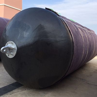 Arreglo para requisitos particulares de la fuente de la fábrica con el barco de la protección de la nave de defensa de la colisión