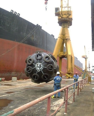 Capa flotante de Polyurea de la defensa del barco de EVA con el puerto modificado para requisitos particulares anticolisión