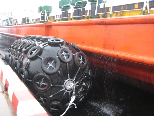 50kpa Marine Natural Rubber Fender neumática inflable