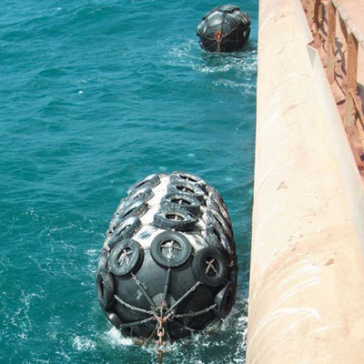 defensa de goma neumática 50kpa con la red del neumático