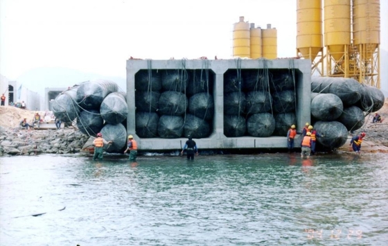 Salvamento Marine Rubber Balloon Airbag para que tracción apuntale la elevación pesada en astilleros
