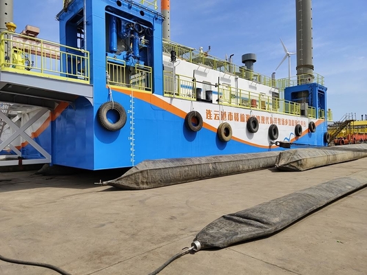 Sube pesado Submarino de caucho Airbag de elevación para el lanzamiento de buques