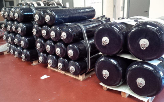 Fabricación Polyurethane EVA lleno de espuma Fender para barcos y yates utilizados de barco a barco