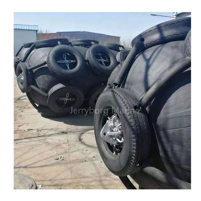 Fenders neumáticos de caucho tipo Yokohama inflables flotantes con red de cadena de neumáticos