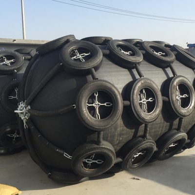 Marine Inflatable Yokohama Pneumatic Fender con la cadena y el neumático