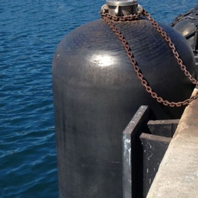 Defensa de goma neumática hidráulica del submarino eléctrico de Yokohama de la marina de guerra de los E.E.U.U.