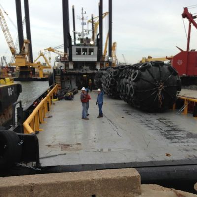 Defensa neumática inflable de Yokohama que flota la defensa del muelle del kpa 50