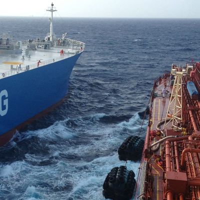 Reborde 80Kpa Marine Rubber Bumper del ABS Q235 para los portadores del gas que atracan el tope