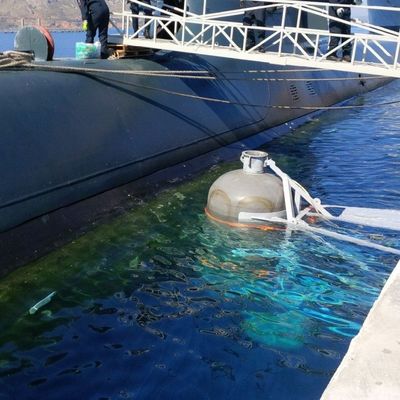 Defensa neumática hidráulica de goma natural de Yokohama para el submarino