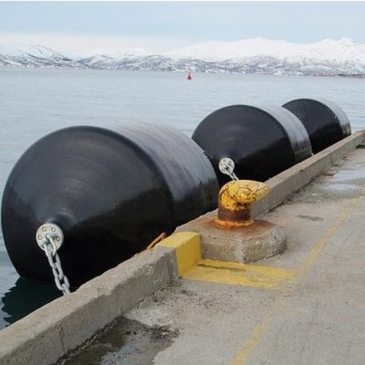 Piel flotante de parachoques de EVA Dock Fender With Polyurethane del barco buque-buque de la espuma